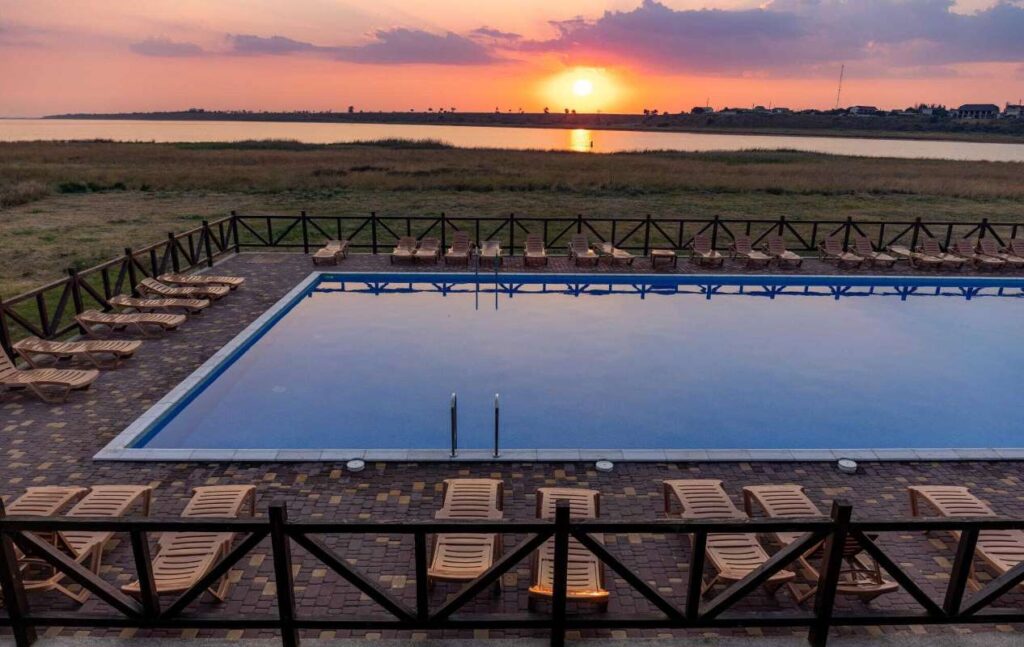 Pool Business Expansion: What Homeowners Expect Today