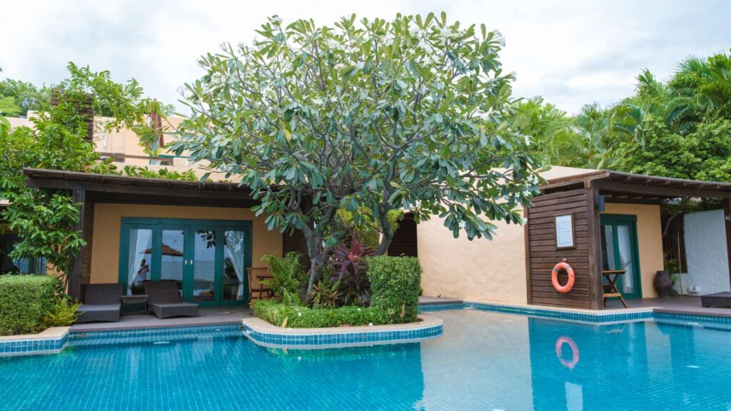 Pool Service Pricing in California: Why Consistency Matters More Than Speed