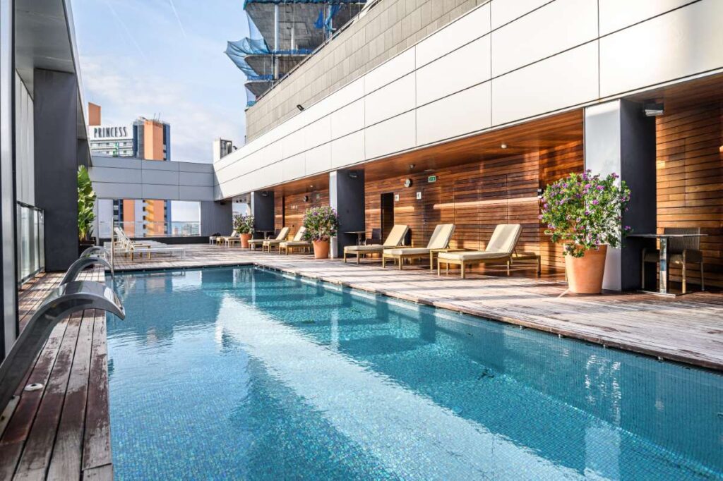 Pool Route Growth: Why Consistency Matters More Than Speed