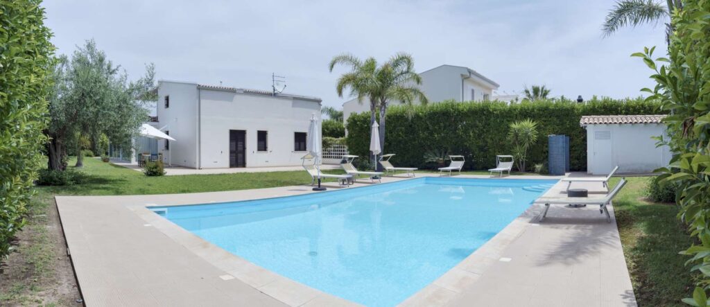 Why Urban Sprawl Creates New Pool Route Opportunities